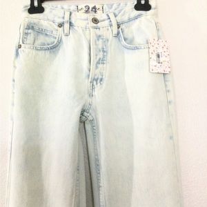 🌸 Brand new 🌸  Free People High Rise Jeans